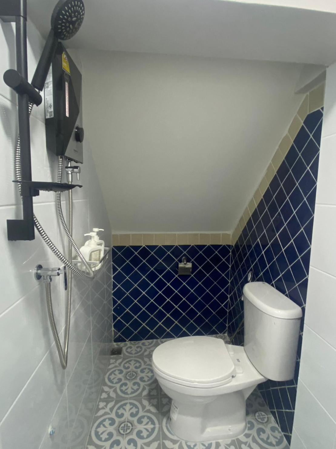 My Way Hostel เชียงใหม่ ภายนอก รูปภาพ